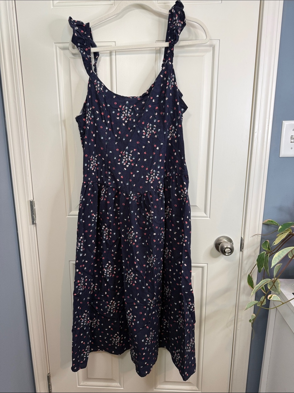 Universal Thread Navy Floral Midi Dress with Adjustable Straps